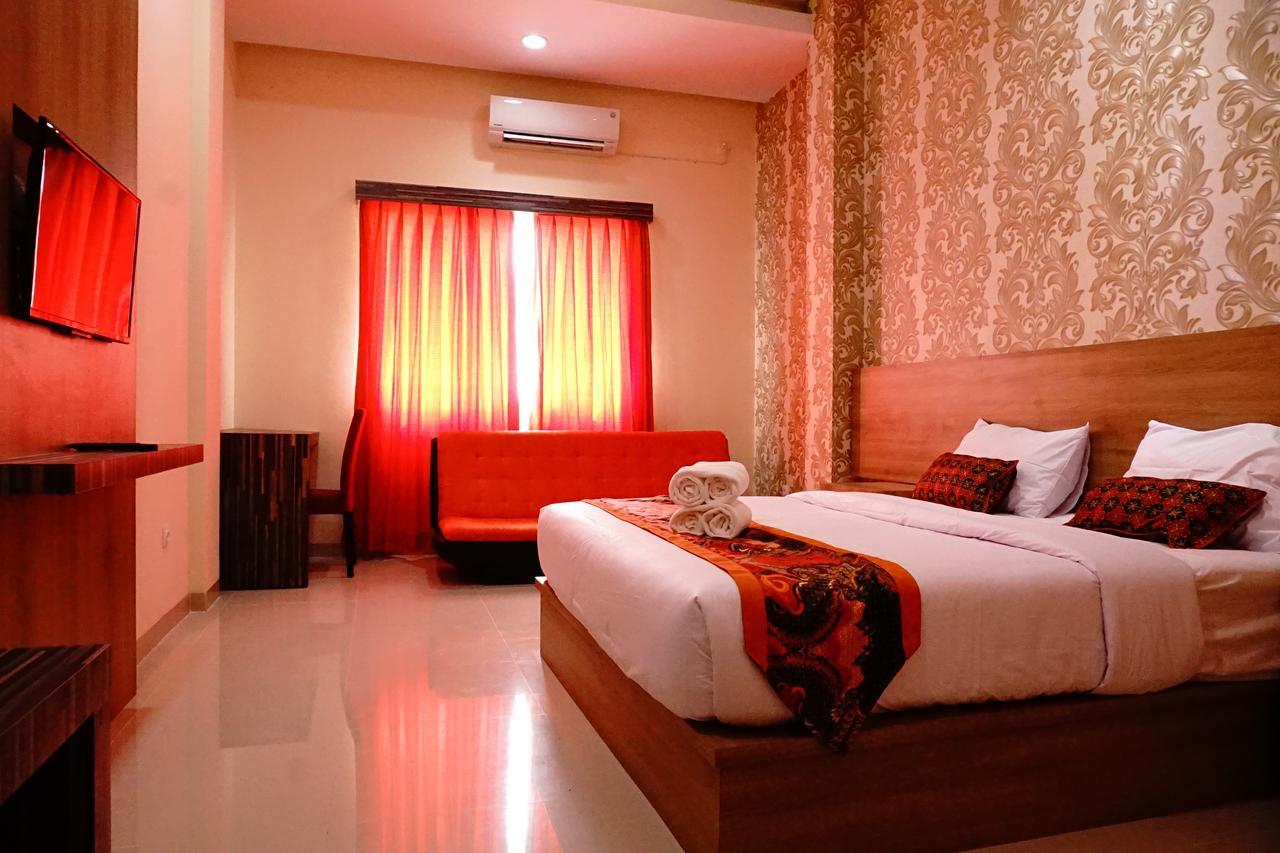 New D'Dhave Hotel Padang  Luaran gambar