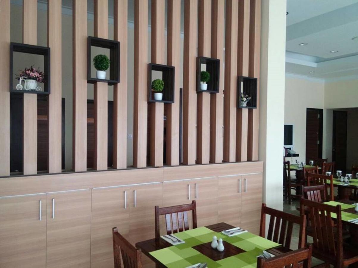 New D'Dhave Hotel Padang  Luaran gambar
