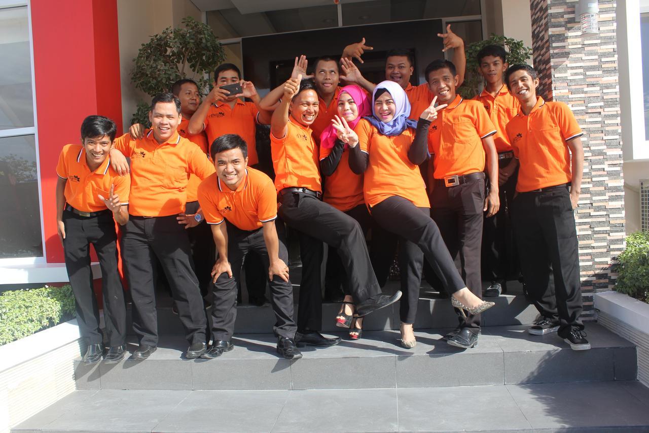 New D'Dhave Hotel Padang  Luaran gambar